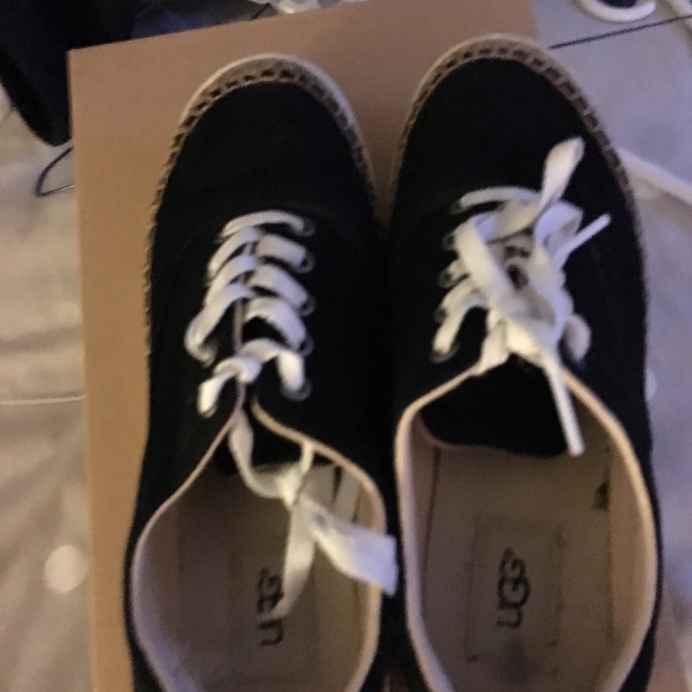 Ugg sneakers